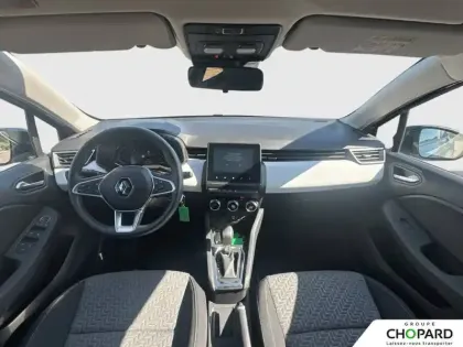 Photo 11 Renault Clio  E-Tech full hybrid 145
