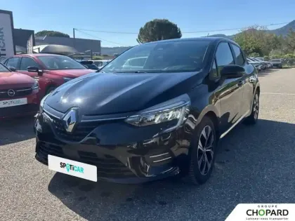 Photo 23 Renault Clio  E-Tech full hybrid 145