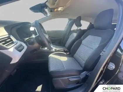 Photo 10 Renault Clio  E-Tech full hybrid 145