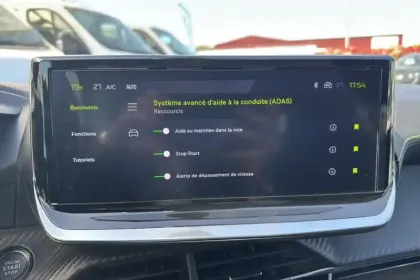 Photo 21 Peugeot 208  Hybrid 136 e-DCS6