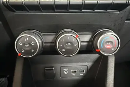 Photo 20 Renault Clio  Blue dCi 85