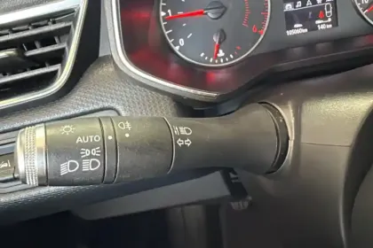 Photo 17 Renault Clio  Blue dCi 85