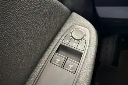 Photo 21 Renault Clio  Blue dCi 85