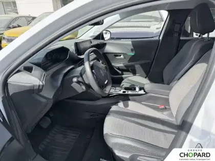 Photo 9 Peugeot 208  Electrique 50 kWh 136ch