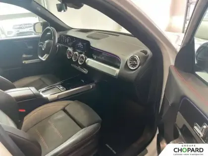 Photo 12 Mercedes GLB  200 d 8G-DCT