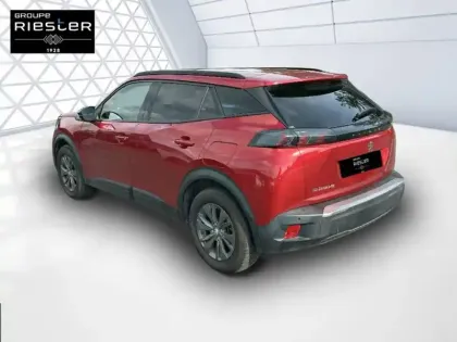 Photo 6 Peugeot 2008  Electrique 136 ch