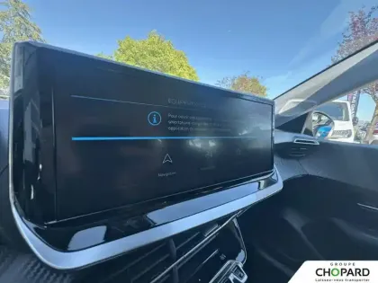 Photo 13 Peugeot 208  Hybrid 110 ch e-DCS6