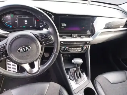Photo 9 Kia Niro  1.6 GDi Hybride 141 ch DCT6