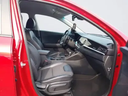 Photo 15 Kia Niro  1.6 GDi Hybride 141 ch DCT6