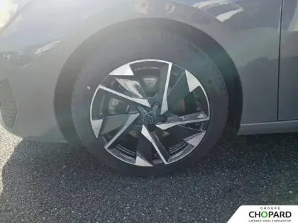 Photo 21 Peugeot 308  BlueHDi 130ch S&S EAT8