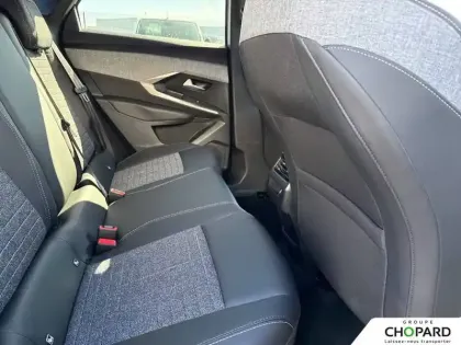 Photo 18 Peugeot 3008  Hybrid 145 e-DCS6