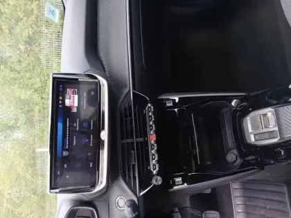 Photo 8 Peugeot 2008 e- 