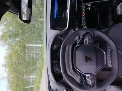 Photo 7 Peugeot 2008 e- 