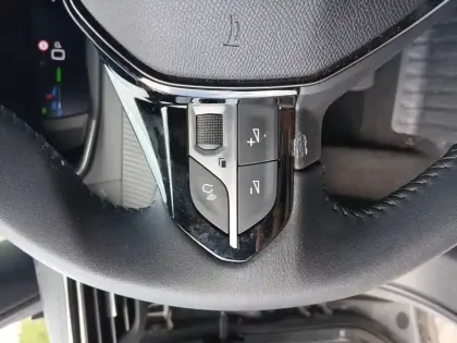 Photo 9 Peugeot 2008 e- 