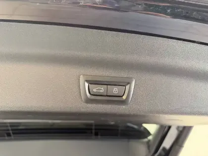 Photo 13 BMW X1  sDrive 18d 150ch DKG7