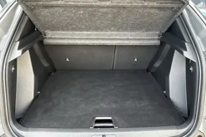 Photo 10 Peugeot 2008  Hybrid 136 e-DCS6