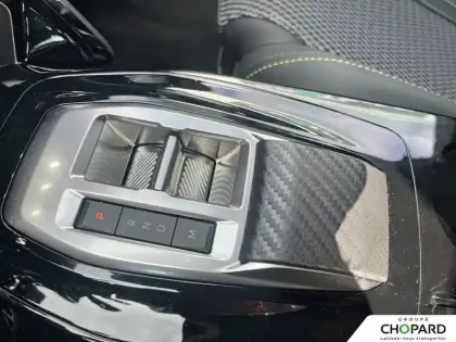 Photo 12 Peugeot 2008  Hybrid 145 e-DCS6