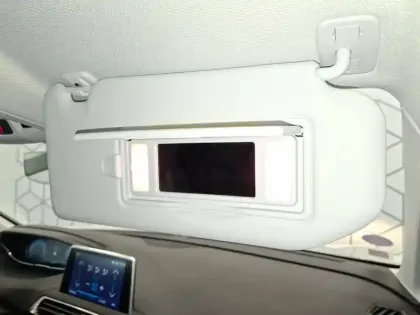 Photo 40 Peugeot 3008  Hybrid 225 e-EAT8