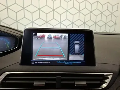 Photo 19 Peugeot 3008  Hybrid 225 e-EAT8