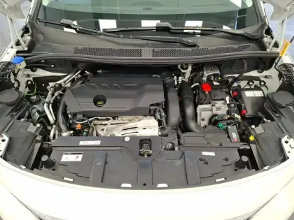 Photo 12 Peugeot 3008  Hybrid 225 e-EAT8