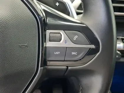 Photo 33 Peugeot 3008  Hybrid 225 e-EAT8