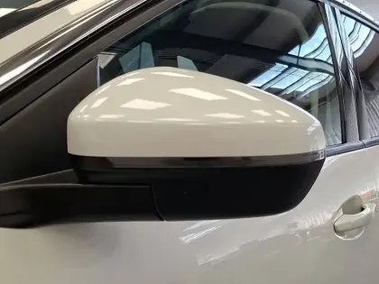 Photo 37 Peugeot 3008  Hybrid 225 e-EAT8