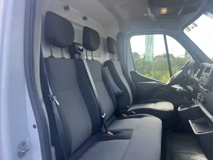 Photo 19 Renault Master  FGN TRAC F3500 L3H3 BLUE DCI 135