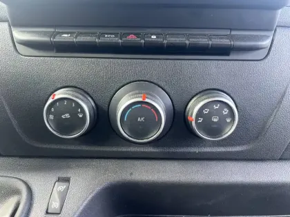 Photo 21 Renault Master  FGN TRAC F3500 L3H3 BLUE DCI 135