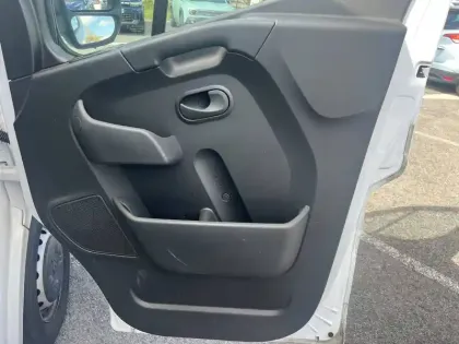 Photo 16 Renault Master  FGN TRAC F3500 L3H3 BLUE DCI 135