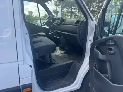 Photo 15 Renault Master  FGN TRAC F3500 L3H3 BLUE DCI 135