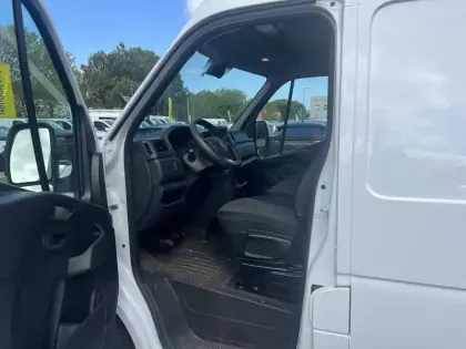 Photo 38 Renault Master  FGN TRAC F3500 L3H3 BLUE DCI 135