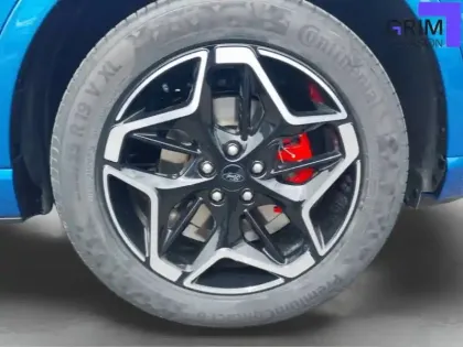 Photo 13 Ford Kuga  2.5 Duratec 180 ch FlexiFuel FHEV E85 Powershift