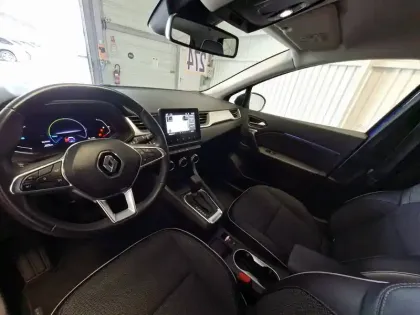 Photo 9 Renault Captur  E-Tech full hybrid 145