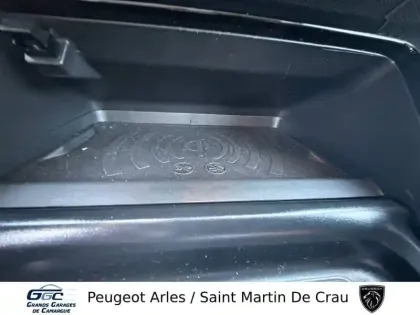 Photo 25 Peugeot 208  Hybrid 100 e-DCS6