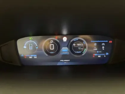 Photo 29 Peugeot 308  SW Hybrid 145 e-DCS6