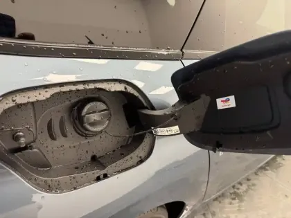 Photo 14 Peugeot 308  SW Hybrid 145 e-DCS6