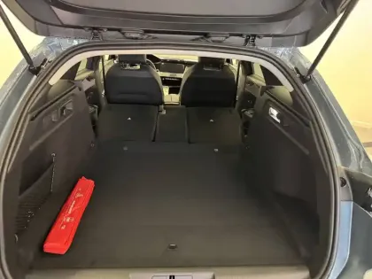 Photo 12 Peugeot 308  SW Hybrid 145 e-DCS6