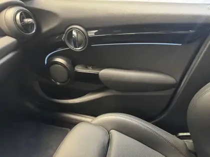 Photo 30 Mini Mini Hatch 5 Portes Cooper 136 ch DKG7