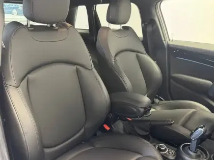 Photo 13 Mini Mini Hatch 5 Portes Cooper 136 ch DKG7