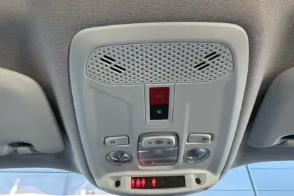 Photo 20 Peugeot 2008  BlueHDi 130 S&S EAT8