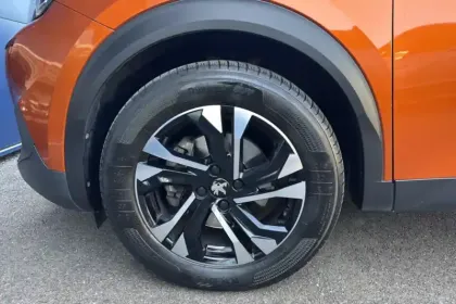 Photo 12 Peugeot 2008  BlueHDi 130 S&S EAT8