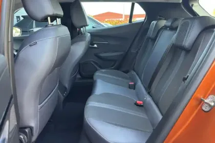 Photo 9 Peugeot 2008  BlueHDi 130 S&S EAT8