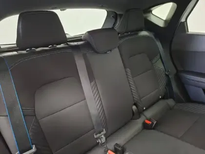 Photo 24 Renault Captur  E-Tech full hybrid 145 ch