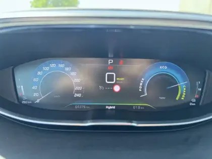 Photo 11 Peugeot 3008  Hybrid 225 e-EAT8