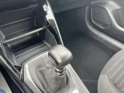 Photo 17 Peugeot 208  PureTech 100 S&S BVM6