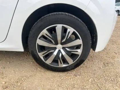 Photo 10 Peugeot 208  PureTech 100 S&S BVM6