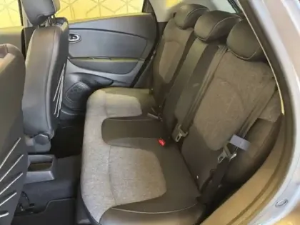 Photo 14 Renault Captur  dCi 90 EDC