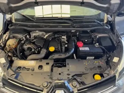 Photo 41 Renault Captur  dCi 90 EDC