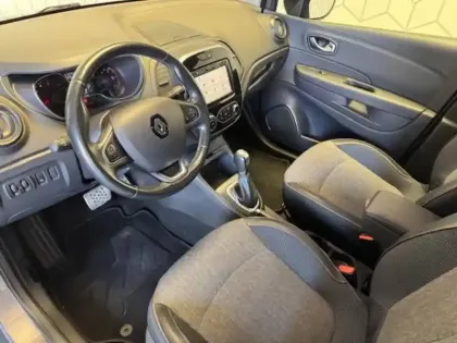 Photo 10 Renault Captur  dCi 90 EDC
