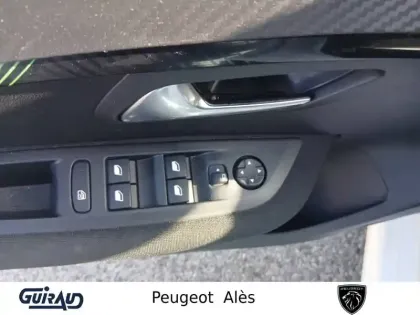 Photo 12 Peugeot 208  PureTech 75 S&S BVM5
